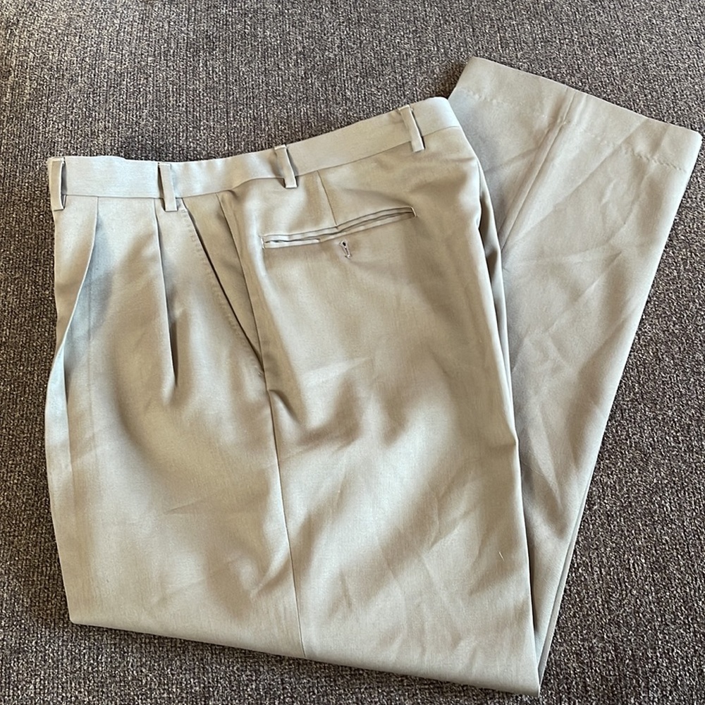 Canali mens 100% Pure Wool Dress Trousers. Mint Condition